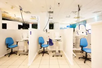 Three diagnostic hub cubicles